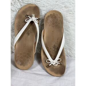 Vionic Womens Sandals Bella II White Orthotic Slip On Thong Flip Flop Shoes 8